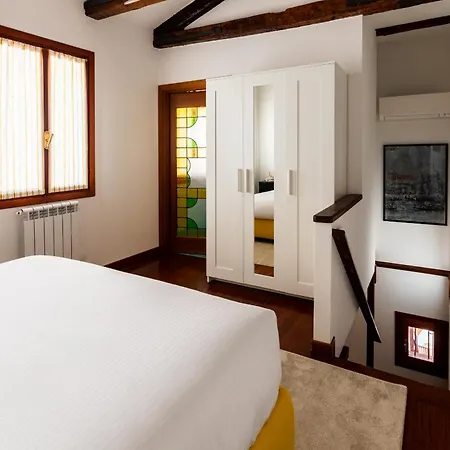 Lägenhet Tintoretto Cozy Duplex R&r *