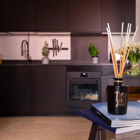 شقة Tintoretto Cozy Duplex R&r