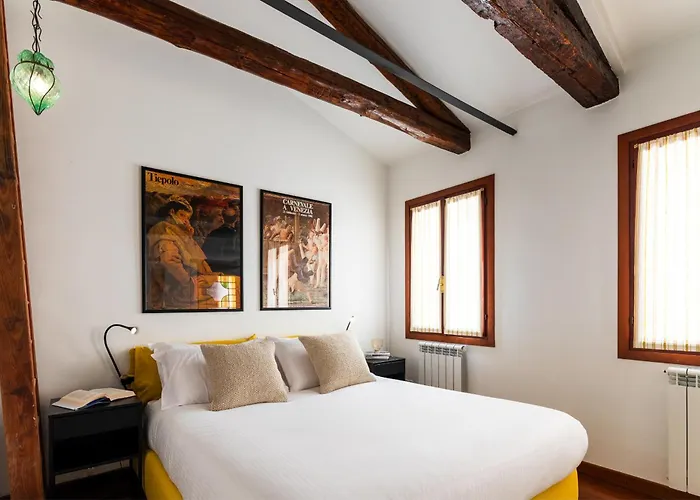 Tintoretto Cozy Duplex R&r דירה ונציה